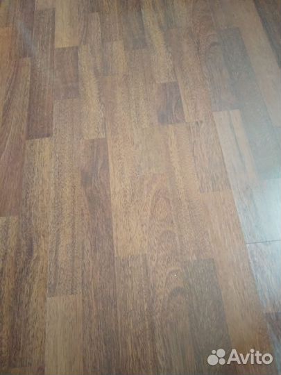 Межкомнатные двери бу 80 см на 200, ламинат