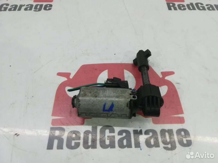 Мотор регулировки сиденья Cadillac Srx LH2 2004