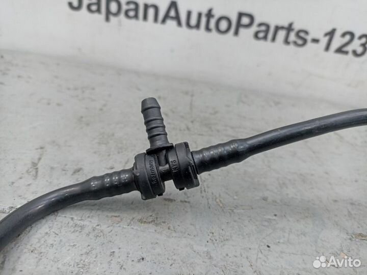 Трубка вакуумная Audi A1 8X 1.4 CAX 2011