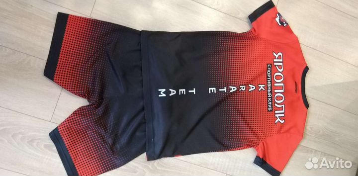 Форма спортивная р. 164