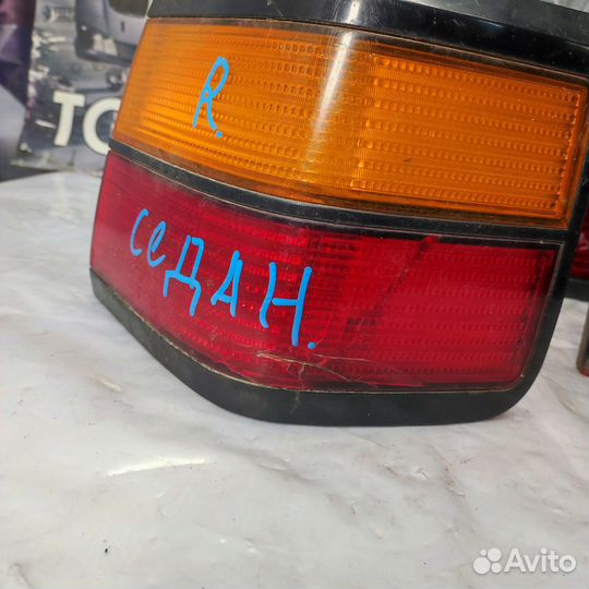 Правый фонарь VolksWagen Passat B3