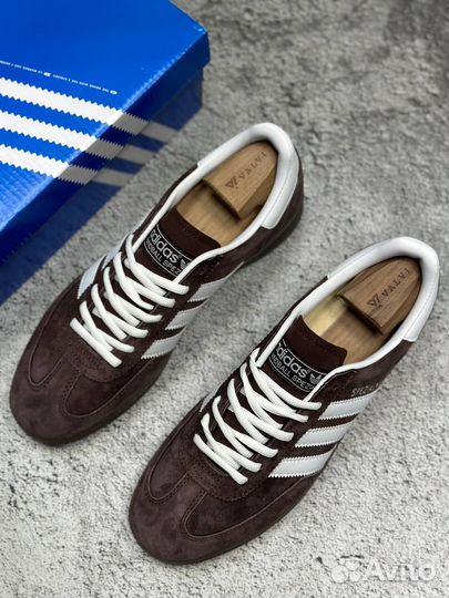 Кроссовки adidas spezial