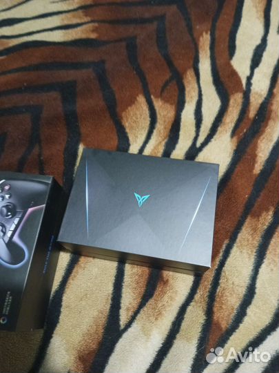 Джойстик для телефона так и для пк