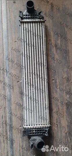 Интеркулер XC70 Cross Country 2007-2016 (31338474)