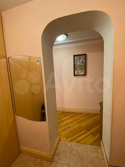 4-к. квартира, 82 м², 4/9 эт.