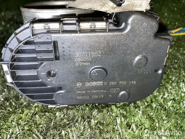 Заслонка дроссельная B5254T6 Volvo V70 BW 30711552