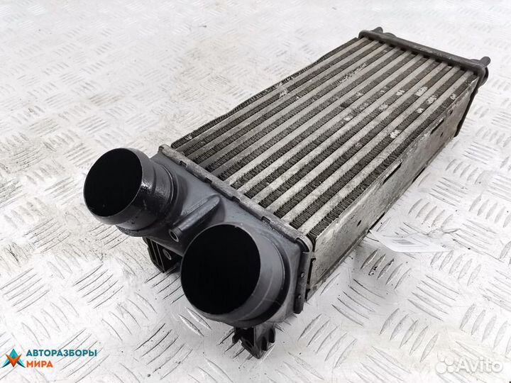 Интеркулер Peugeot 308 T7 2009 0384L4