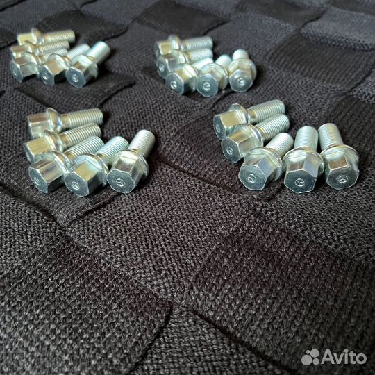 R18 диски AMG Multi Spoke Mercedes R172 SLC 4matic