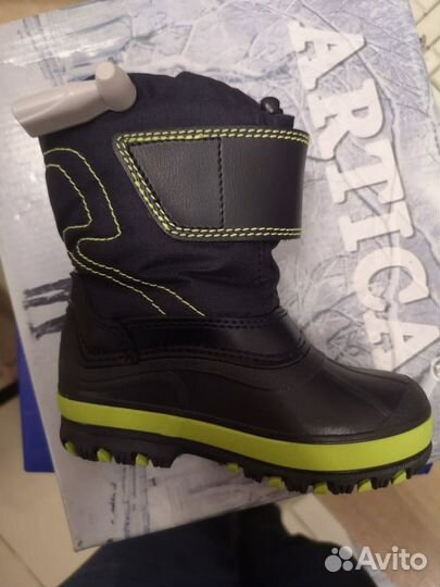 Продается детская обувь