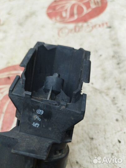 Форсунка омывателя фар левая Nissan Murano Z50