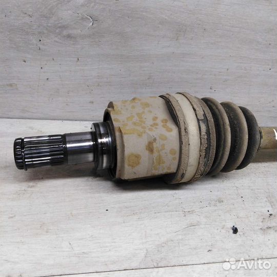 Полуось левая привод Kia Ceed II