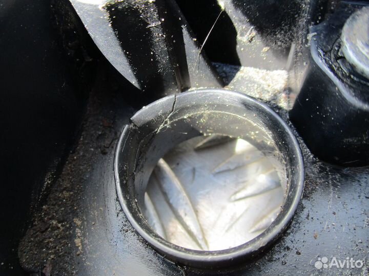 Клапанная крышка Ford Focus 2 2006г 1.8 qqdb