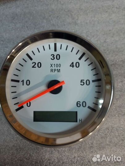 Тахометр для лодочного мотора