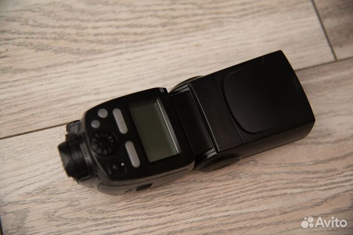 Продам на запчасти вспышку Yongnuo 685 для nikon