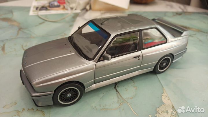 Bmw M3 E30 Sport Solido 1.18