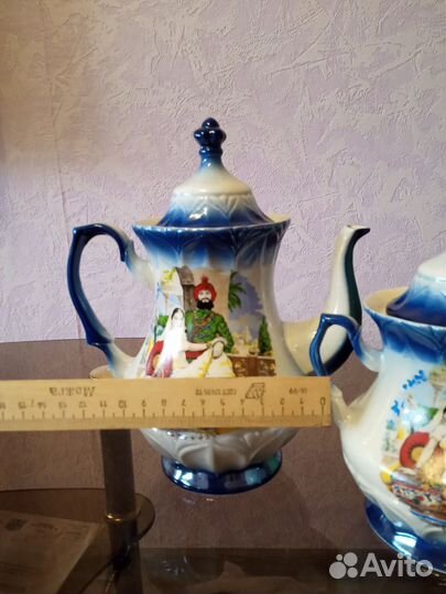 Заварочный чайник, сахарница