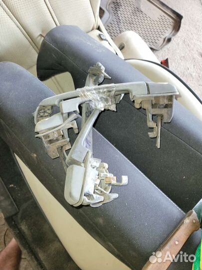 Замок ручка двери на вольво 850