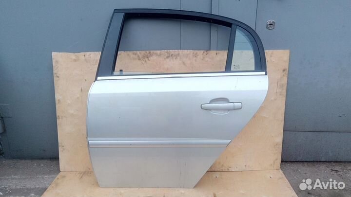 Дверь задняя левая на Опель Вектра Ц Седан