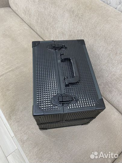 Бьюти кейс для визажиста