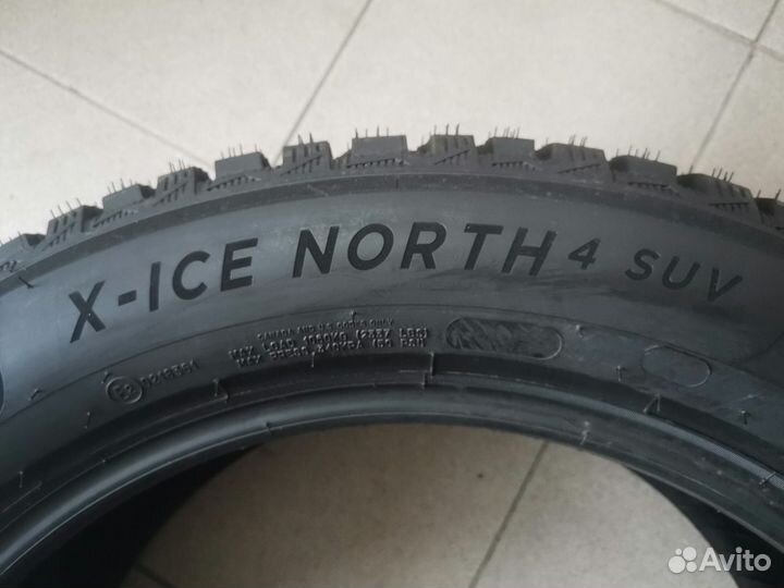 Michelin X-Ice North 4 SUV 265/45 R21 108T