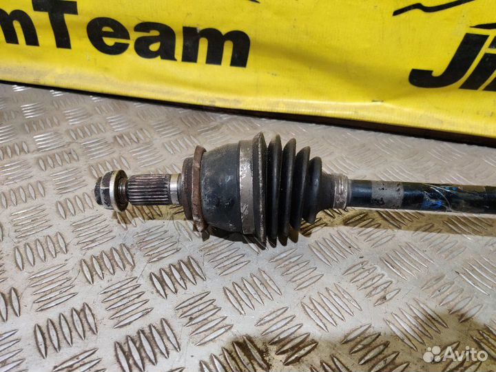 Привод передний правый Mini Cooper R50 W10 2003