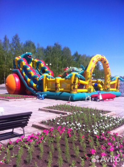 Батут надувной на праздник. Аренда аттракционов на