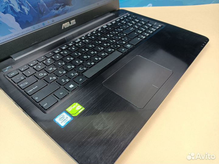 Стильный Asus 15/Core i3/8Gb/SSD/Nvidia 2Gb