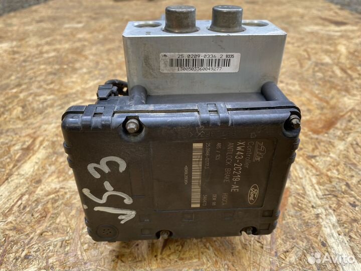 Блок abs jaguar s type 2000