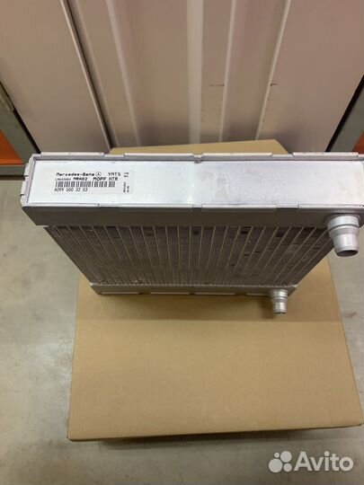 Радиатор охлаждения дополнительный Mercedes AMG