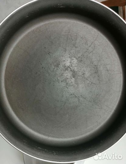 Посуда д/кухни - сковорода, дуршлаг,кастрюля,миска