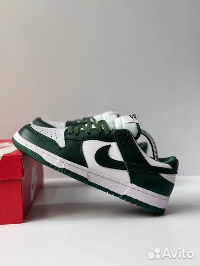 Кроссовки Nike sb dunk low pro