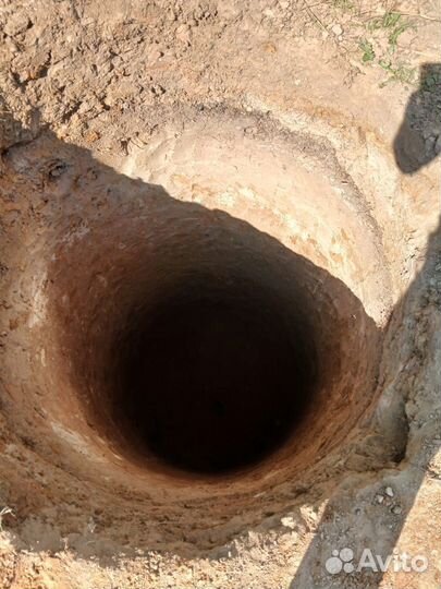 Копка траншей вручную