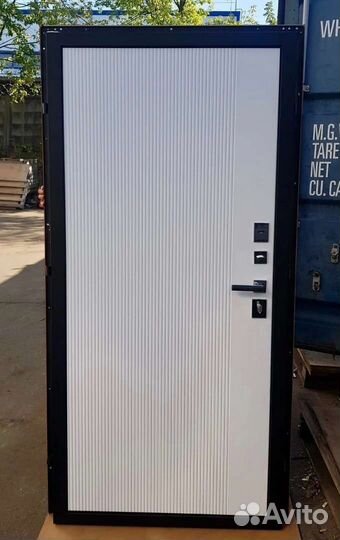 Дверь входная