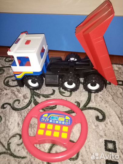 Машинка детская, и руль