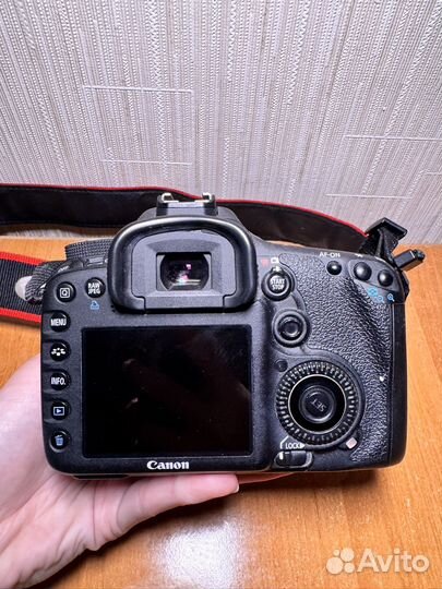 Фотоаппарат canon eos 7D