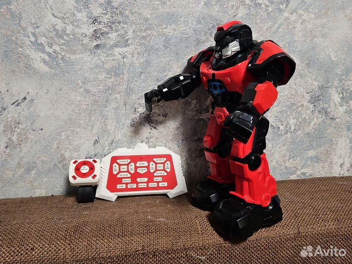 Игрушка робот