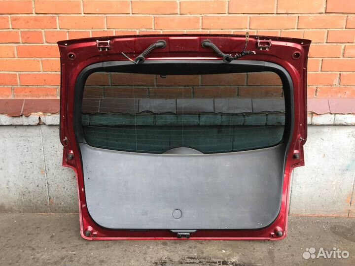 Задняя дверь багажника Mazda CX-7