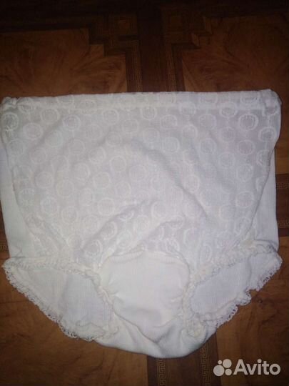 Комплект трусы и майка женское.Х/б.новый.46-48