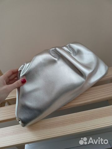 Клатч серебряный BV