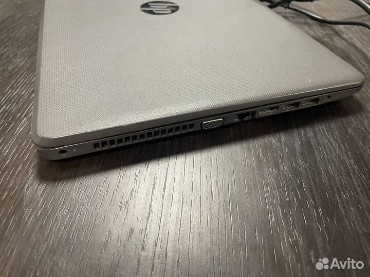 Ноутбук HP на Core i5-7200U/RAM8 гб/SSD240