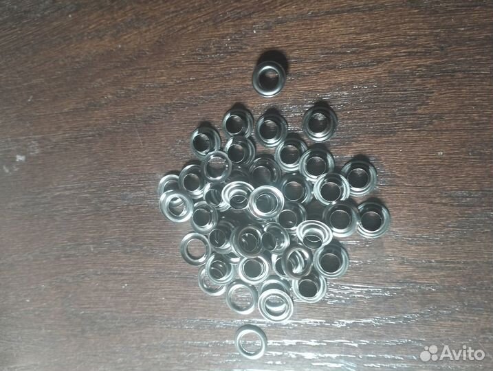 Люверсы с инструментом для установки