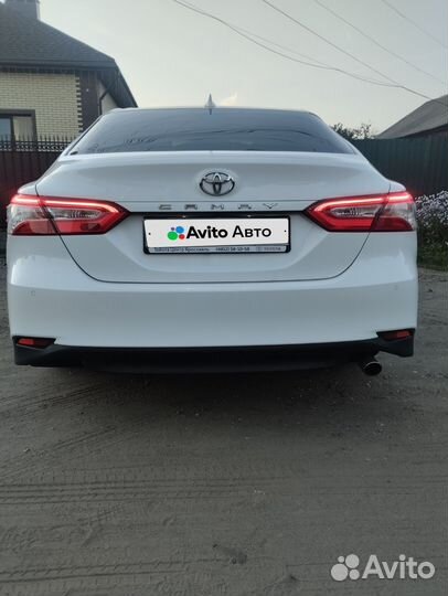 Toyota Camry 2.0 AT, 2019, 111 000 км