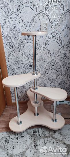 Подставка под цветы