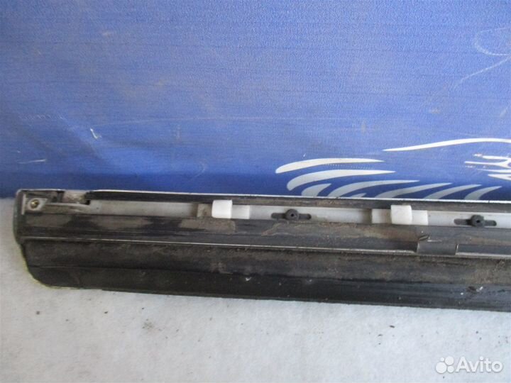 Молдинг на дверь передний правый Audi A6 Allroad