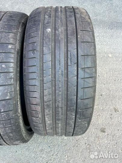 Pirelli P Zero PZ4 275/35 R21 и 315/30 R21 103Y