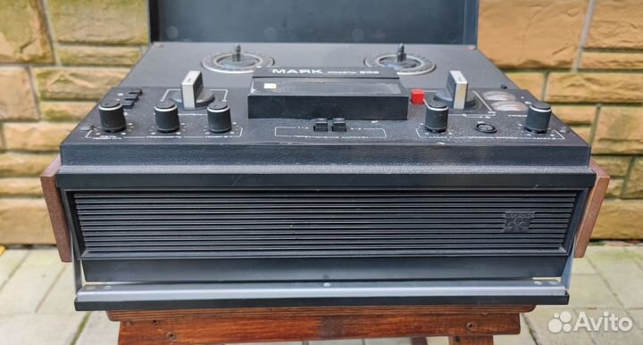 Катушечный магнитофон Маяк 205