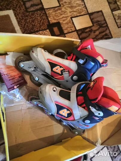 Роликовые коньки