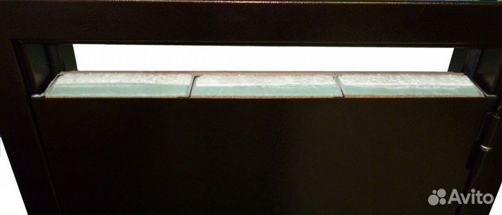 Дверь морозостойкая для коттетжей Урал