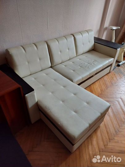 Угловой диван бу