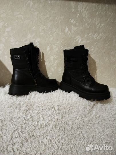 Ботинки женские зимние 39 размера новые